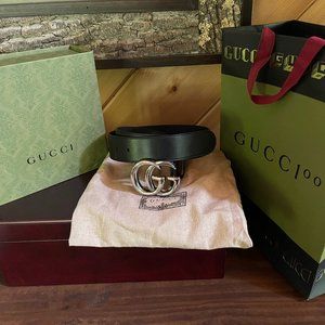 Gucci Black with Silver buckle belt size 85